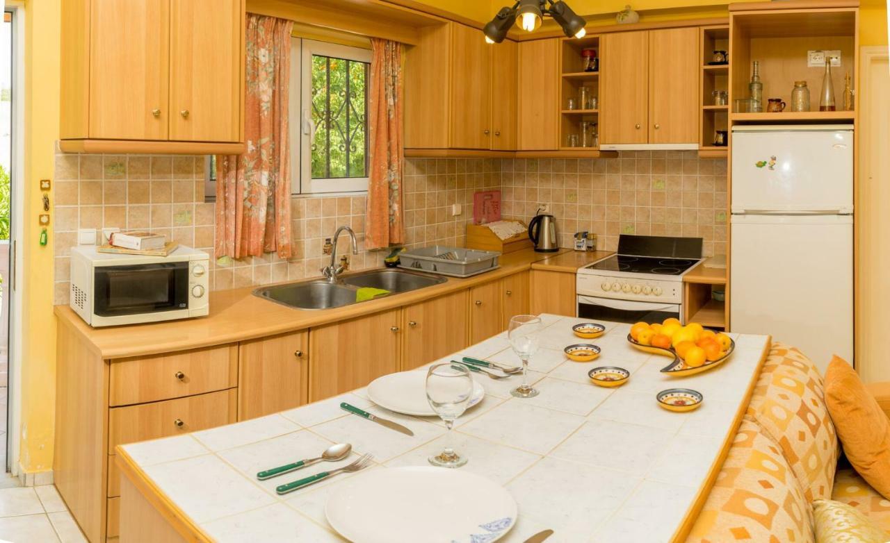2 Bed House With Mountain View Lejlighed Alykes  Eksteriør billede